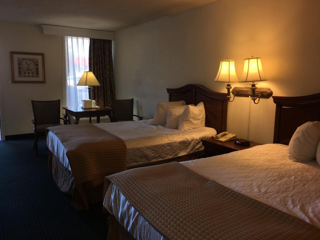 Baymont By Wyndham Rocky Mount I-95 Hotel Kültér fotó